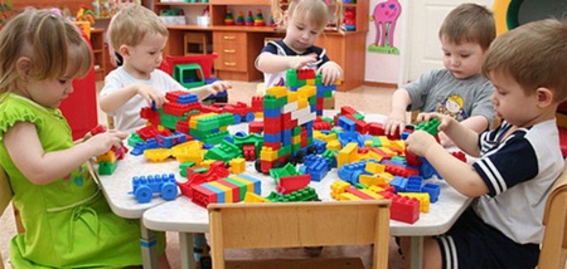 В Киеве летом закрыли около 200 детсадов