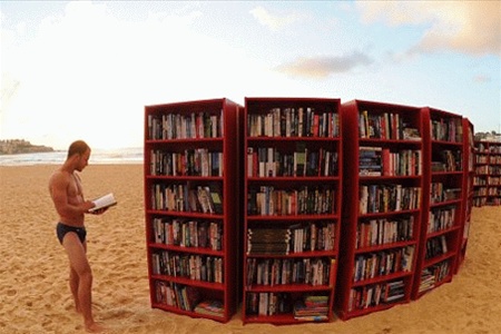 Пляжные библиотеки открылись в Италии