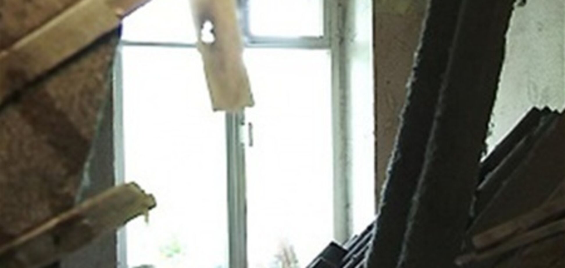 Названа причина обвалення стелі в будинку у Львові