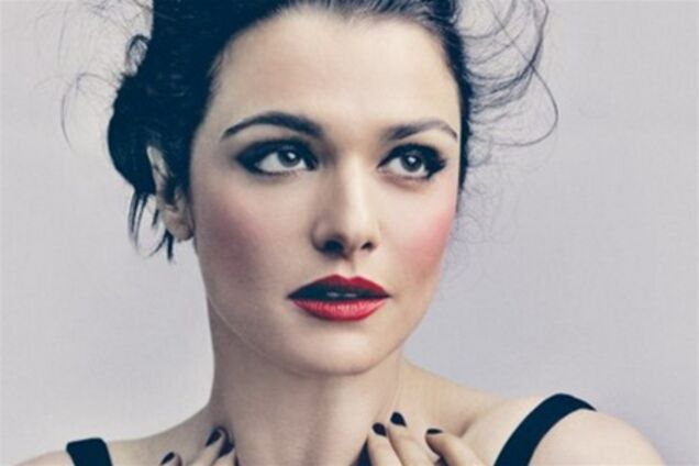 Невероятно красивые фото жены Джеймса Бонда