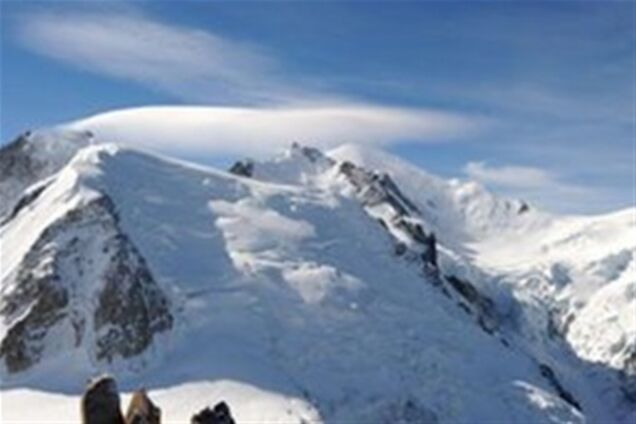 В результате схода лавины в Альпах погибли 6 туристов