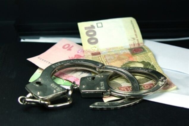 За взятку задержан чиновник Нацтелерадио