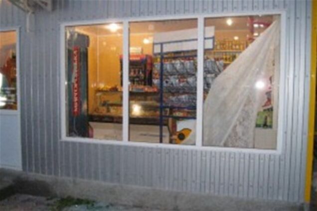 На Житомирщині злодій ховався від міліції ... за холодильником