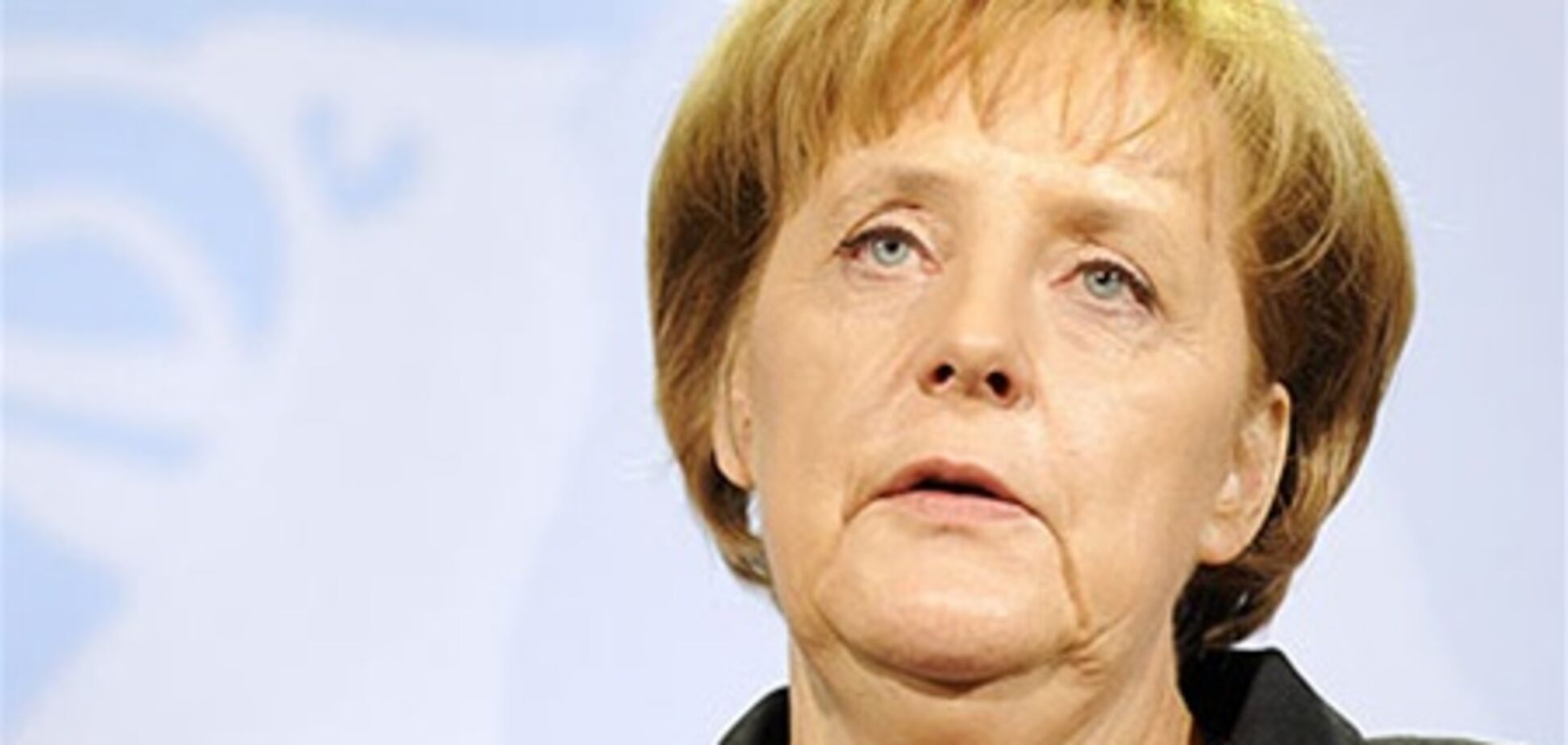 Меркель уверена, что Бундестаг поддержит меры финпомощи Испании