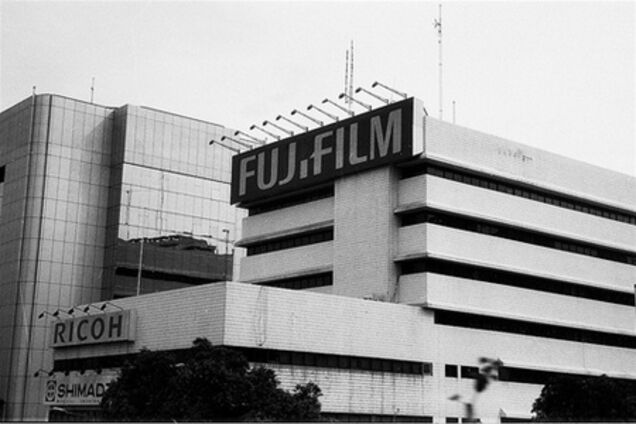 Очередная патентная война: Fujifilm подала в суд на Motorola