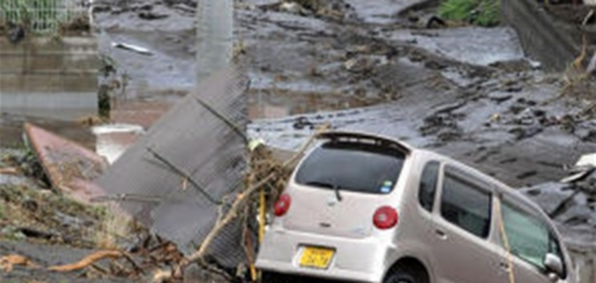 Наводнение в Японии: 26 человек погибли, 6 пропали без вести