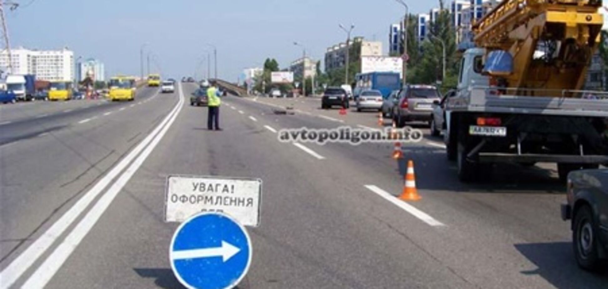ДТП в Киеве: автомобиль оторвал ногу водителю-альпинисту. Фото