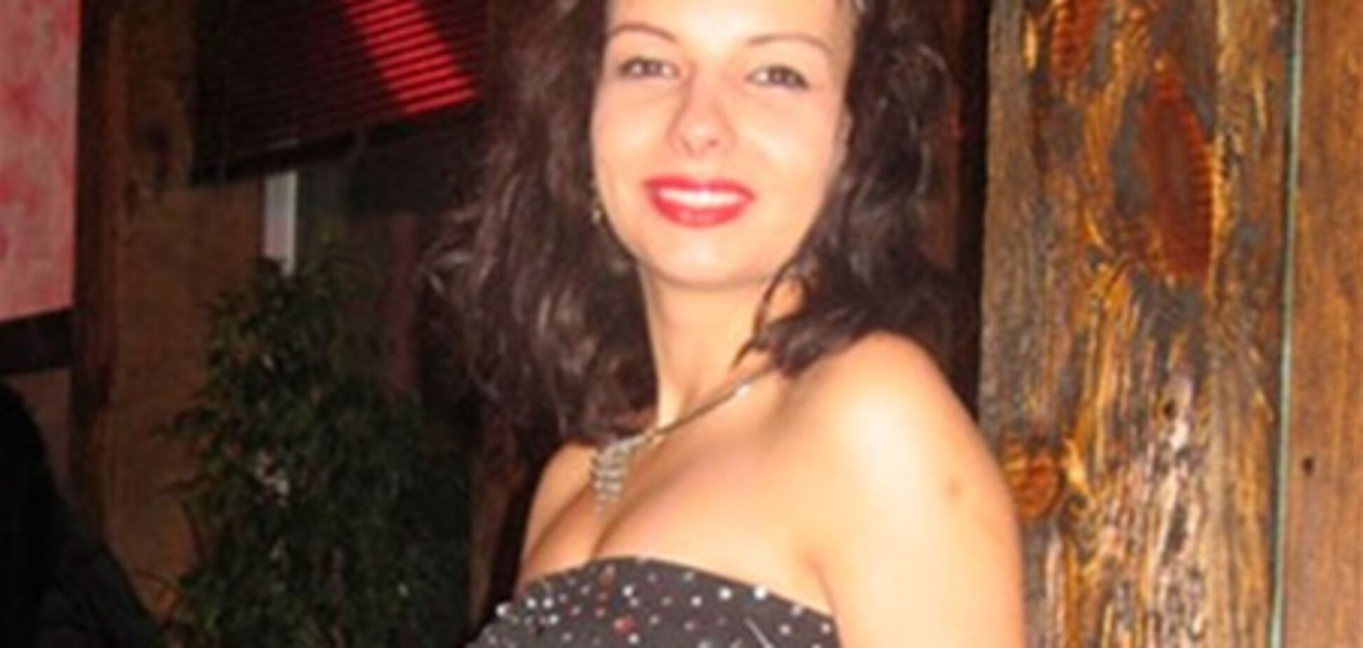 Власенко узнал девушку, облившую его зеленкой. Фото