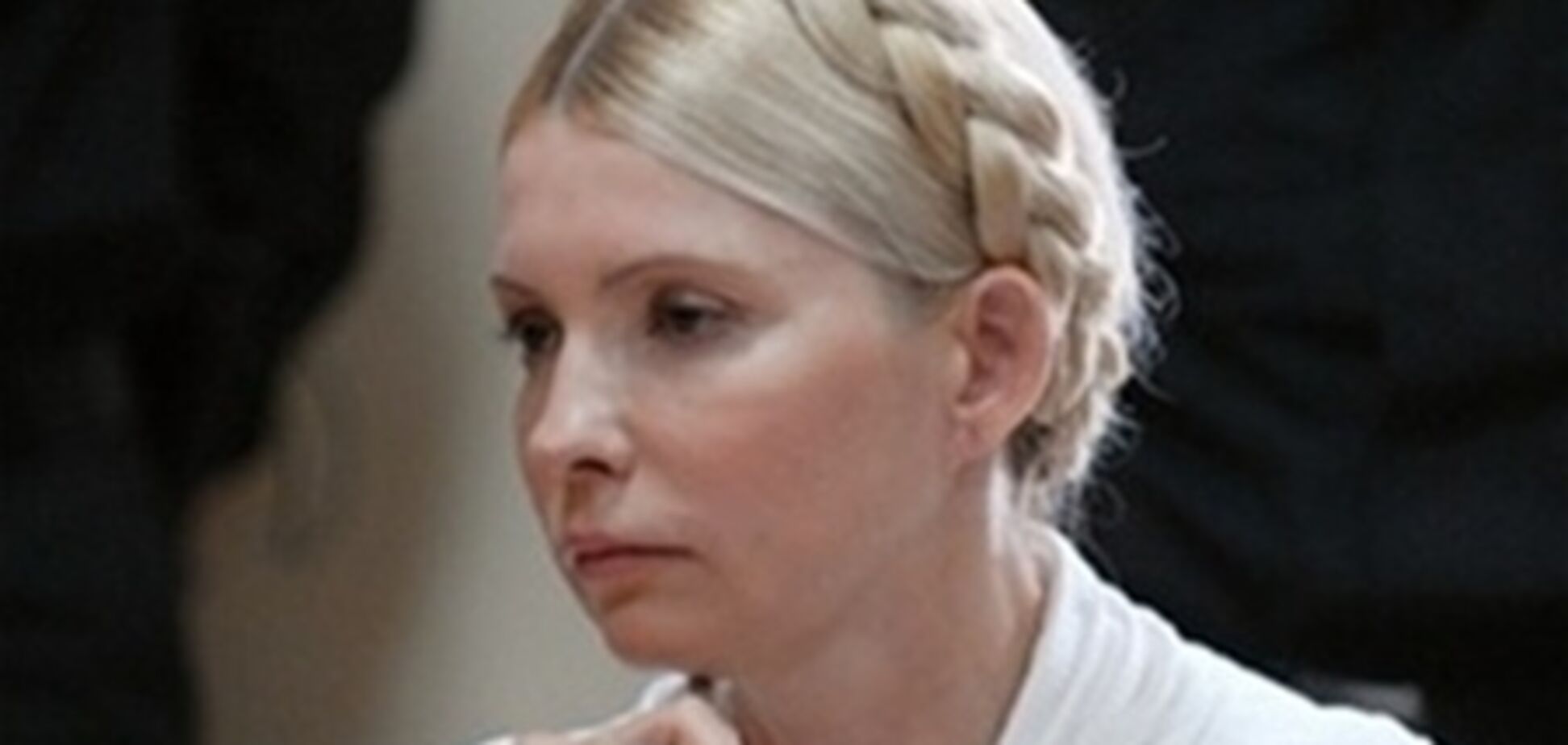 Тимошенко погрожує розбити вікна в палаті, якщо їй не дадуть телефон