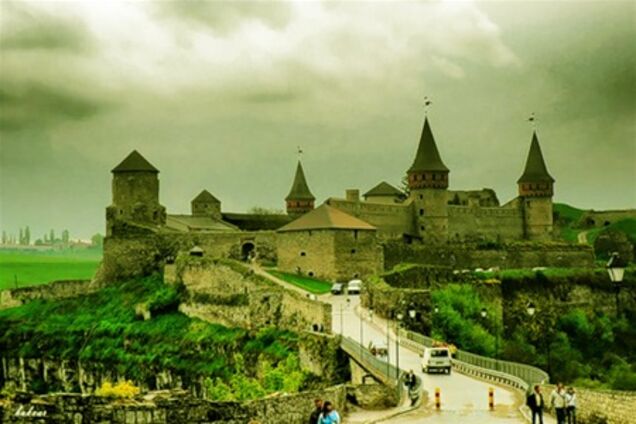 Кому нужны украинские замки?