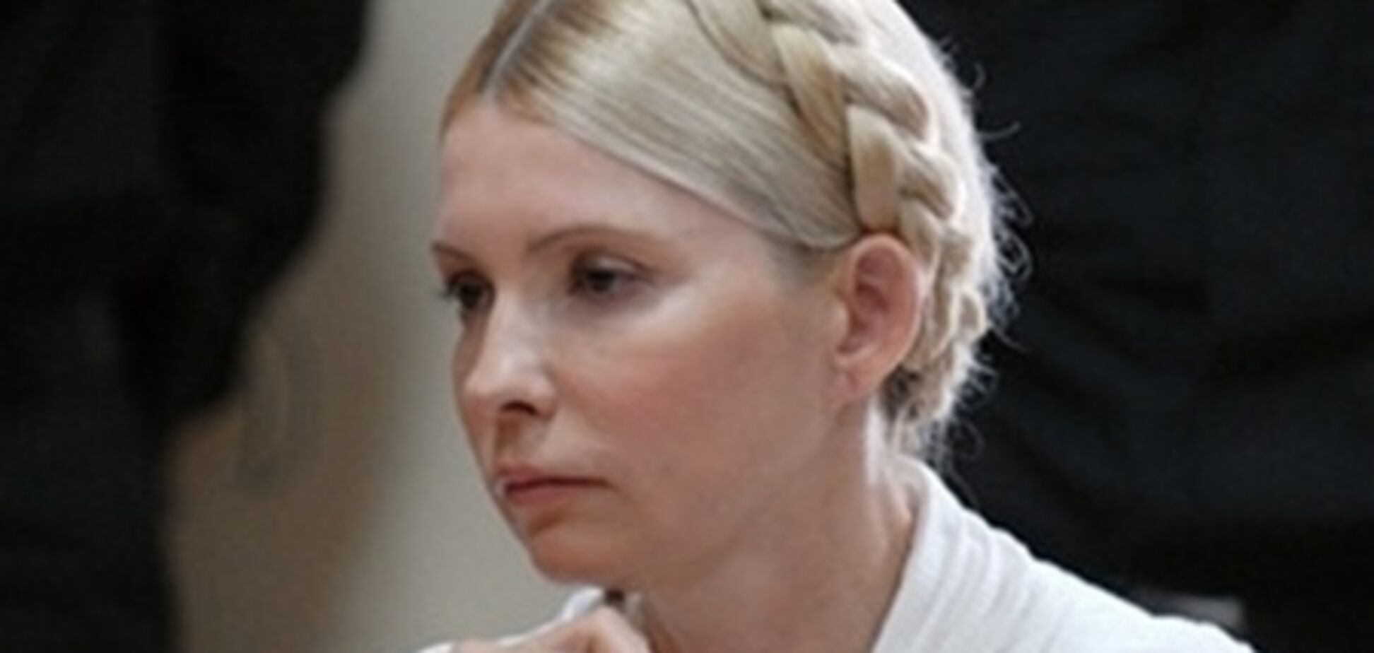 Тимошенко в больнице качает пресс и поднимает штангу