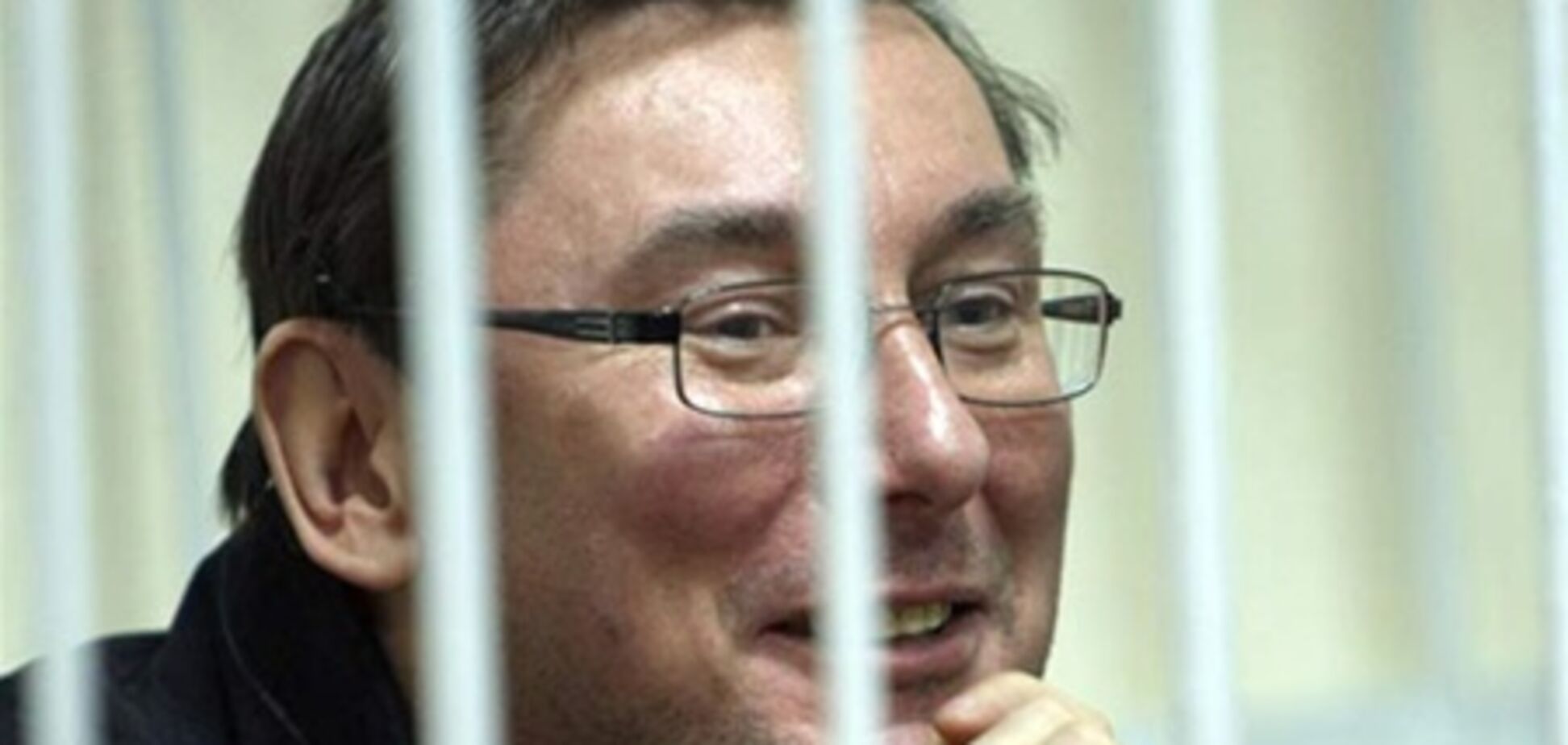 На суде Луценко пришлось мучаться от зубной боли