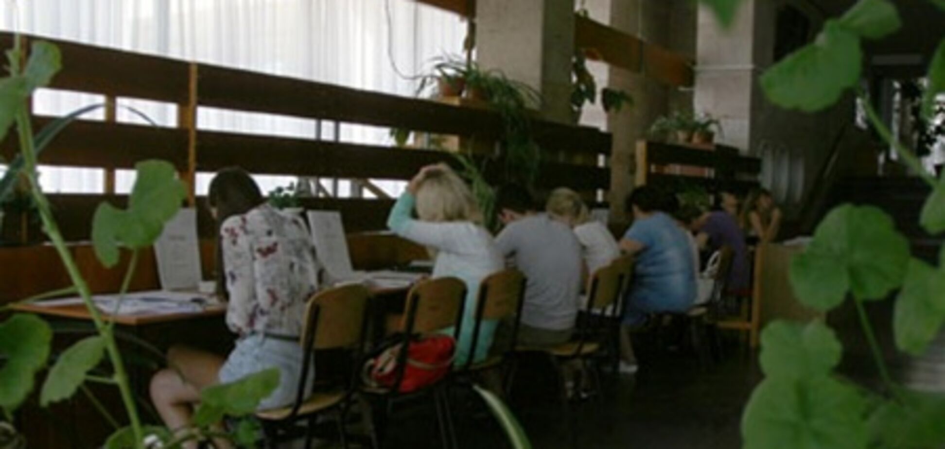 Количество желающих поступить в ВУЗы в этом году приближается к 500 тыс.