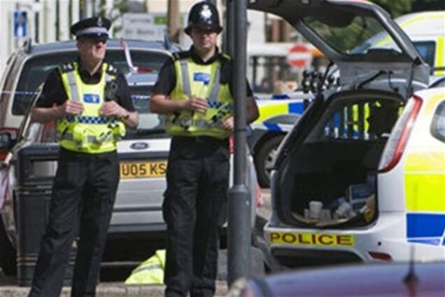 Пятерых британцев обвинили в терроризме