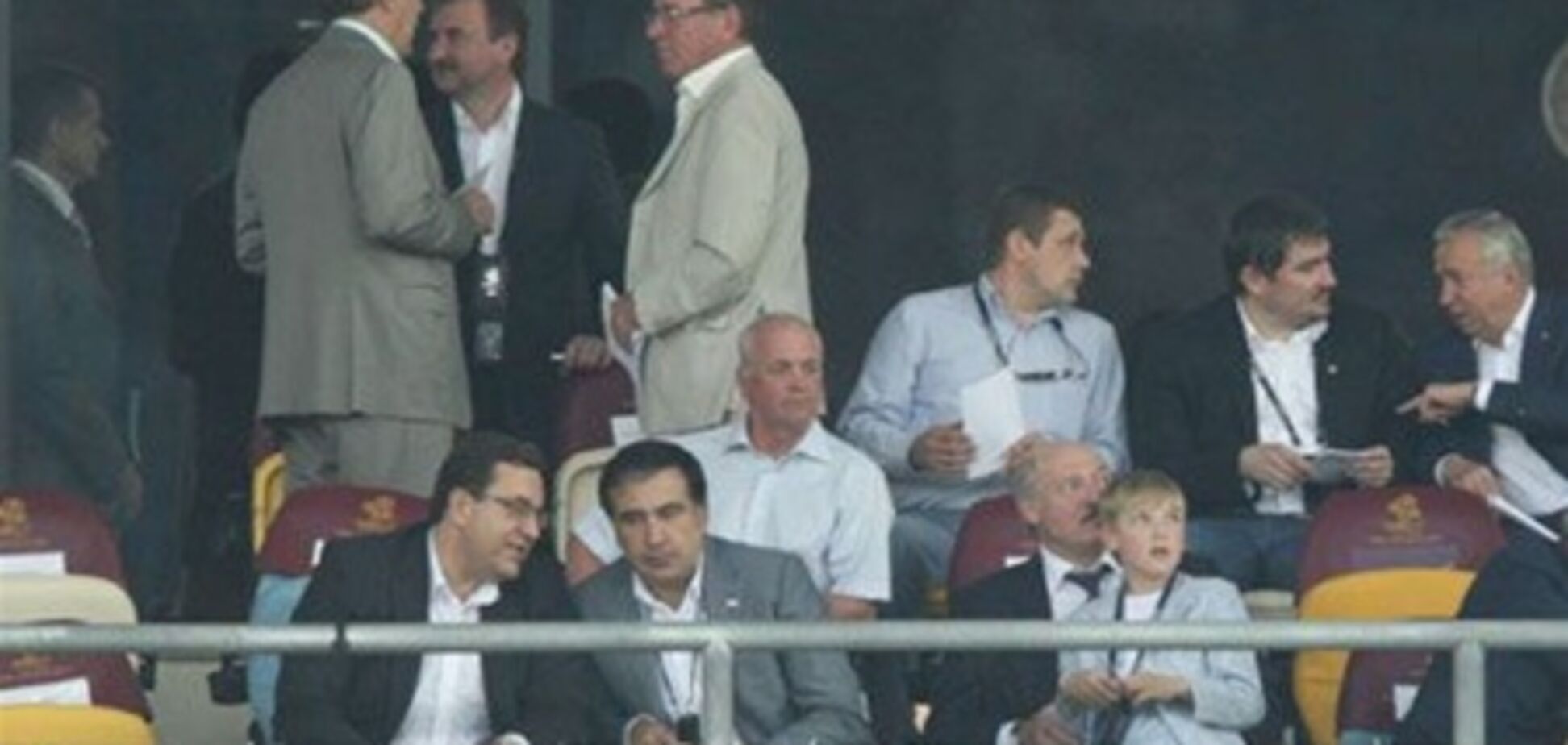 Мільярдерів забороняли знімати на фіналі Євро