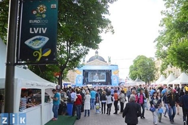 После Евро-2012 Львов ожидает увеличения потока туристов на 40%
