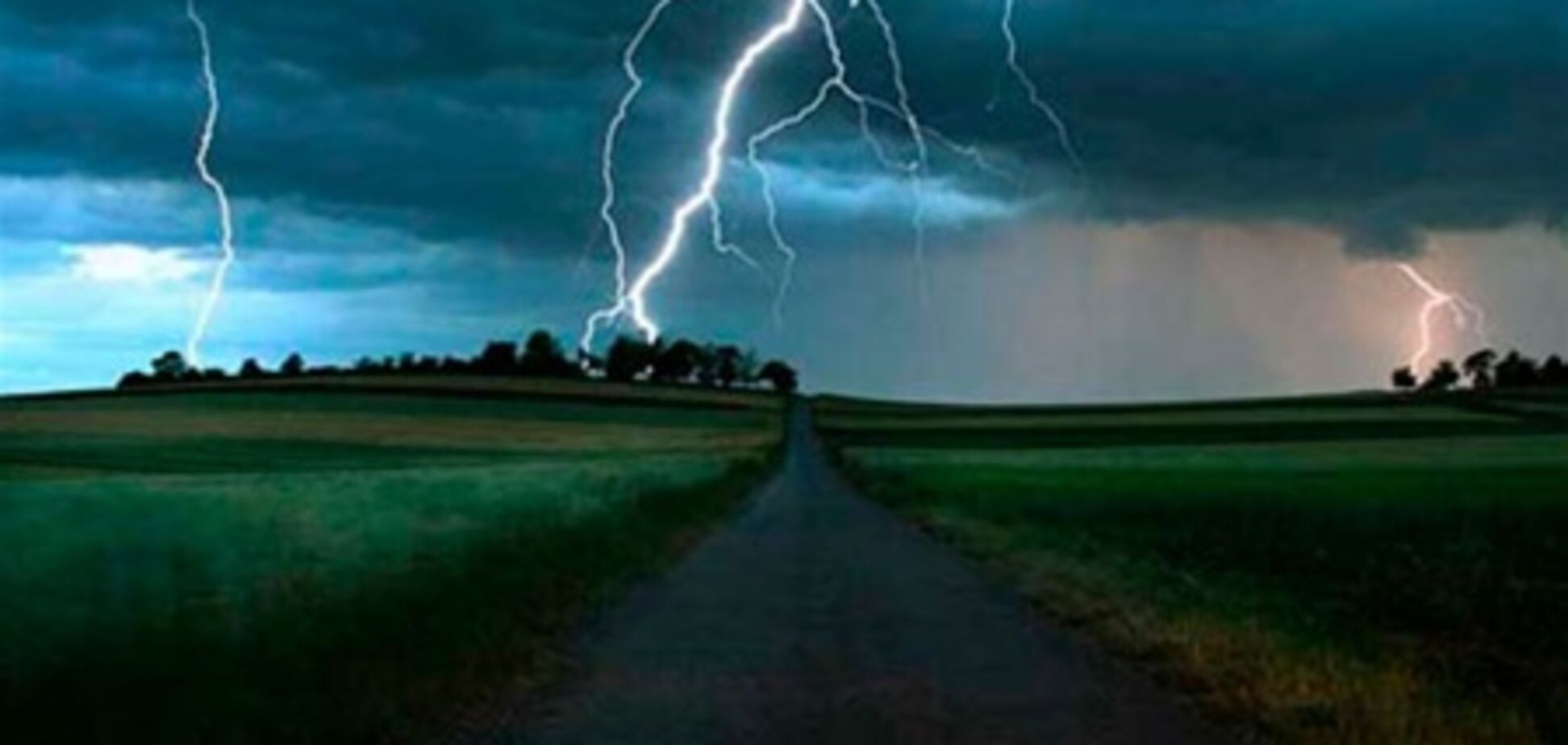Как защититься от летней молнии
