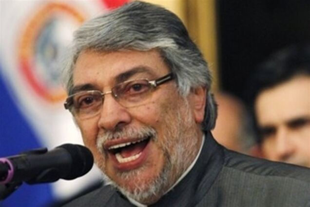 Силовики Парагвая поддержали отстраненного от должности президента