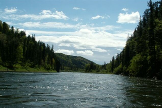 Уровень воды в украинских реках продолжает падать