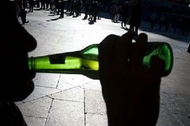 Эксперимент в Харькове: подросток за полчаса купил три пива и сигареты