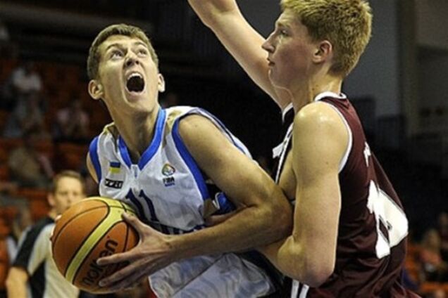 Украина разгромила Латвию на ЧЕ по баскетболу