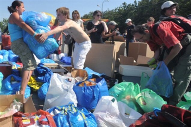 4,5 тысячи тонн гуманитарных грузов доставлено в Крымск