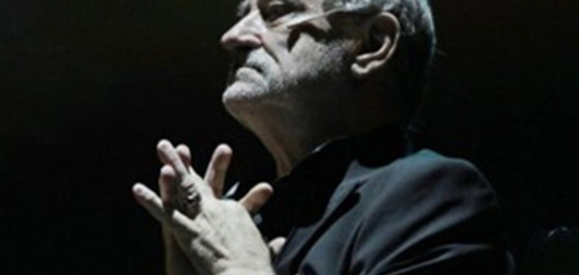 Азаров разом з мільйонами українців скорботи через відхід Ступки