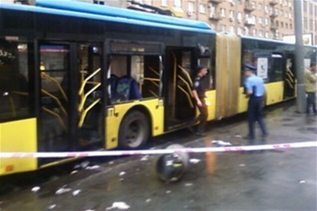 Появилось видео кровавой драки футбольных фанатов