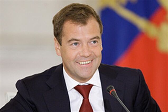 Сын Медведева поступил в МГИМО