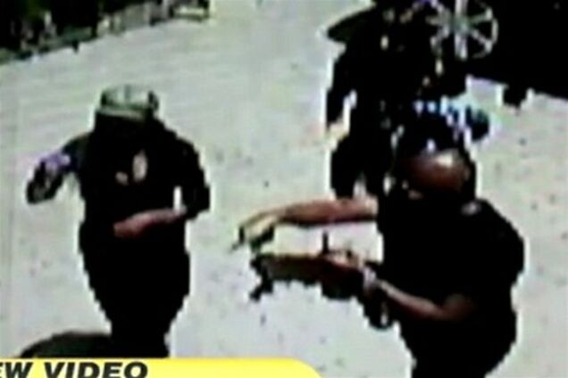 Сестра Майкла Джексона ударила и обозвала его дочь