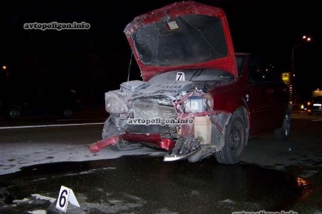 Трагическое ДТП в Киеве: машины ударились лоб в лоб