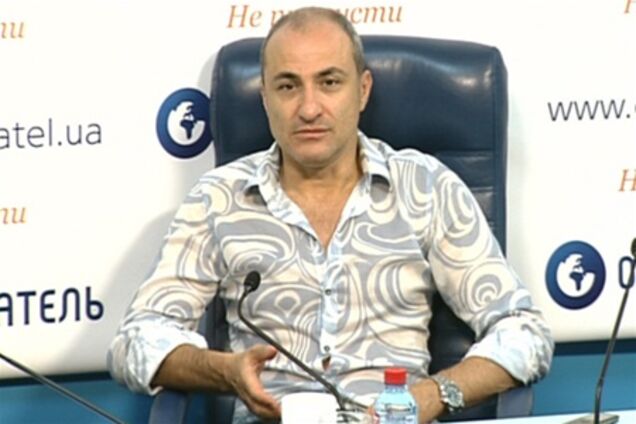 Турецкий собирается открыть школу для поющих детей