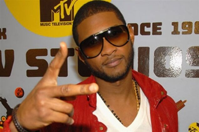 Певец Ашер вызвал полицию из-за настойчивости фанатки