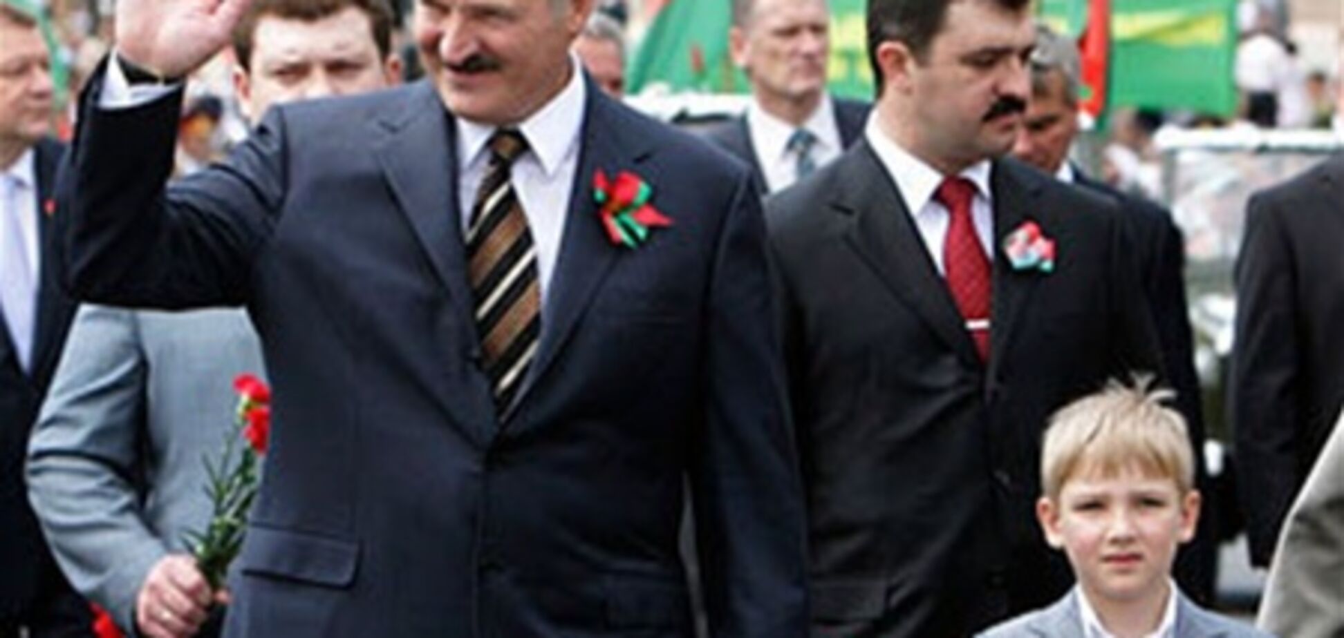 Лукашенко о 'преемнике' Коле: мои дети наелись президентства