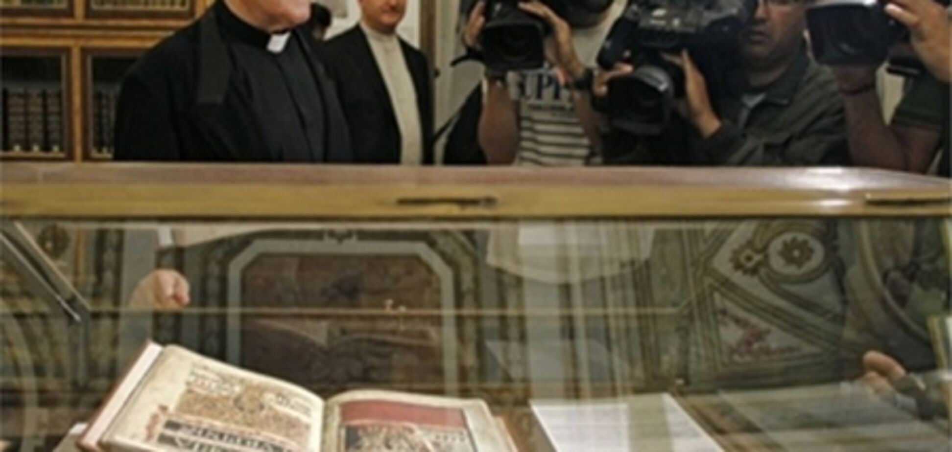 В Іспанії знайшли викрадену рідкісну книгу XII століття
