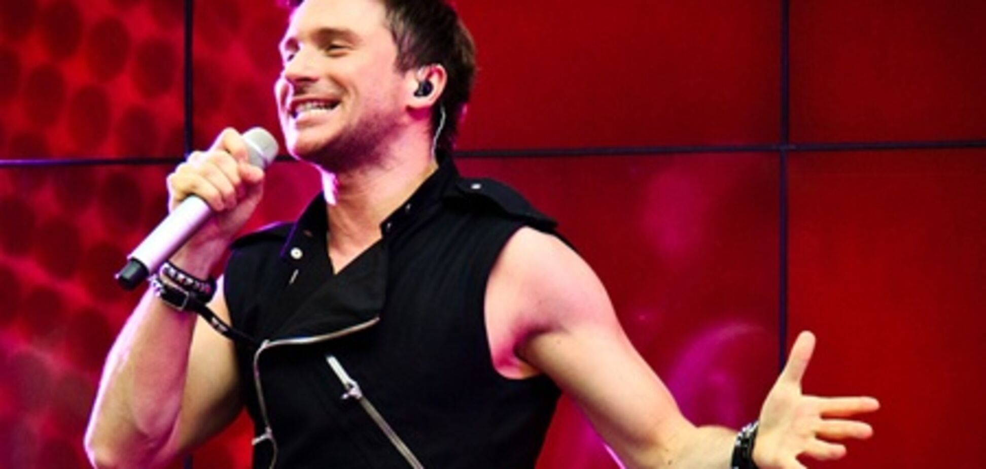 Сергей Лазарев стал 'мужчиной' в 14 лет