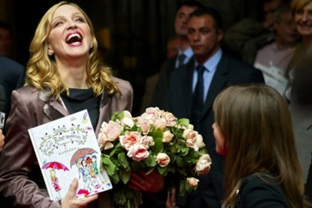 Для Мадонни в Києві вирощують тисячі троянд