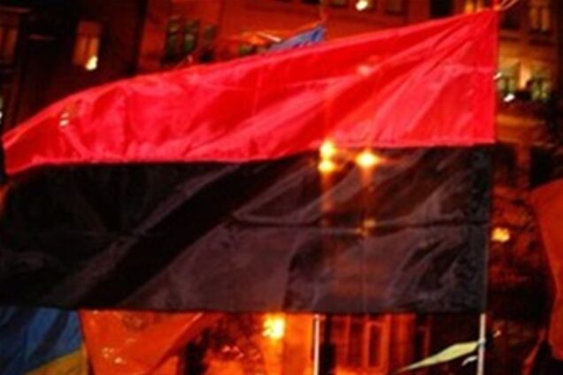 В Тернополе официальным флагом станет красно-черный