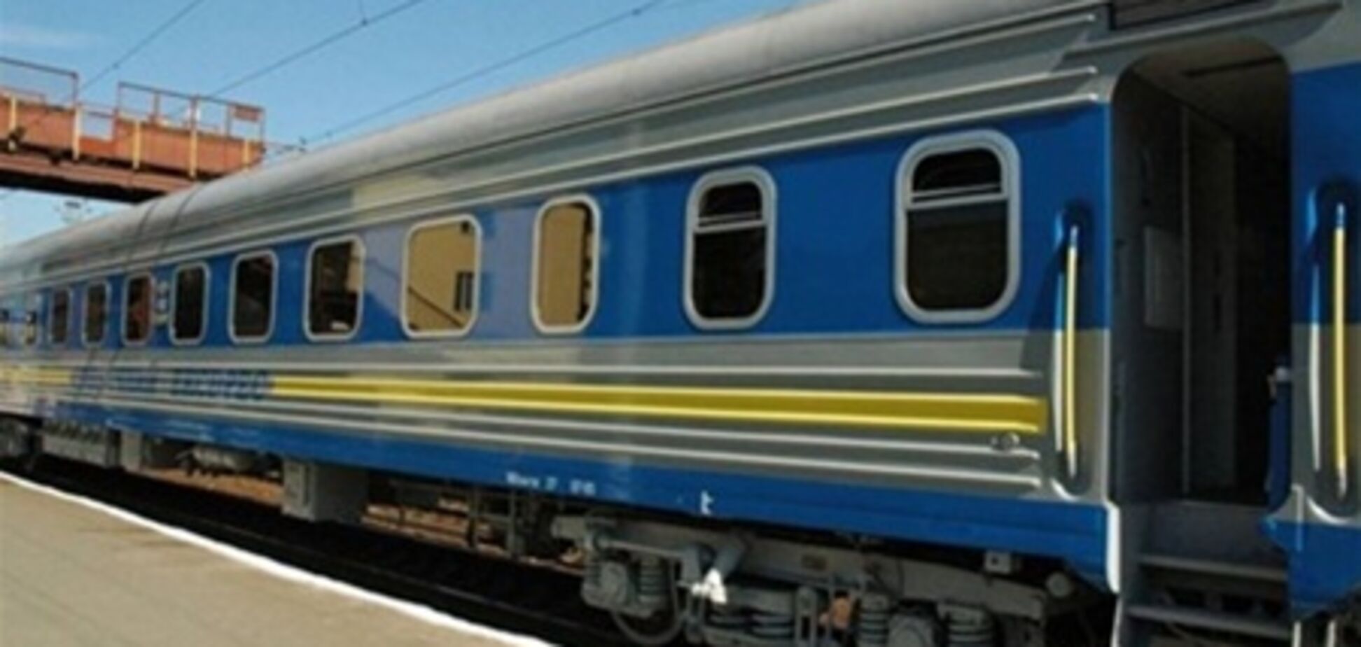В июне Укрзализныця перевезла более 1 млн пассажиров в направлении Крыма