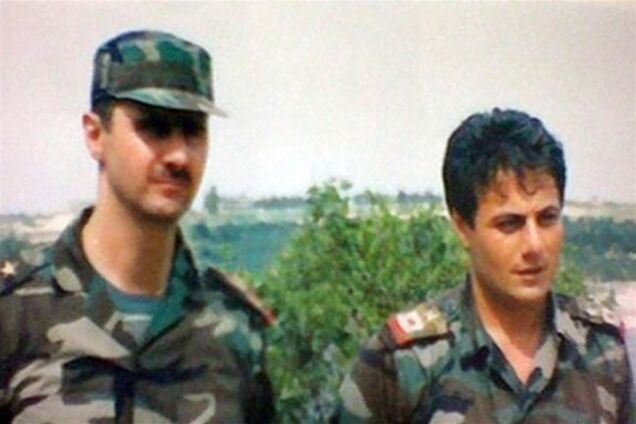 Сбежавшего соратника Асада ждут на встрече 'друзей Сирии'