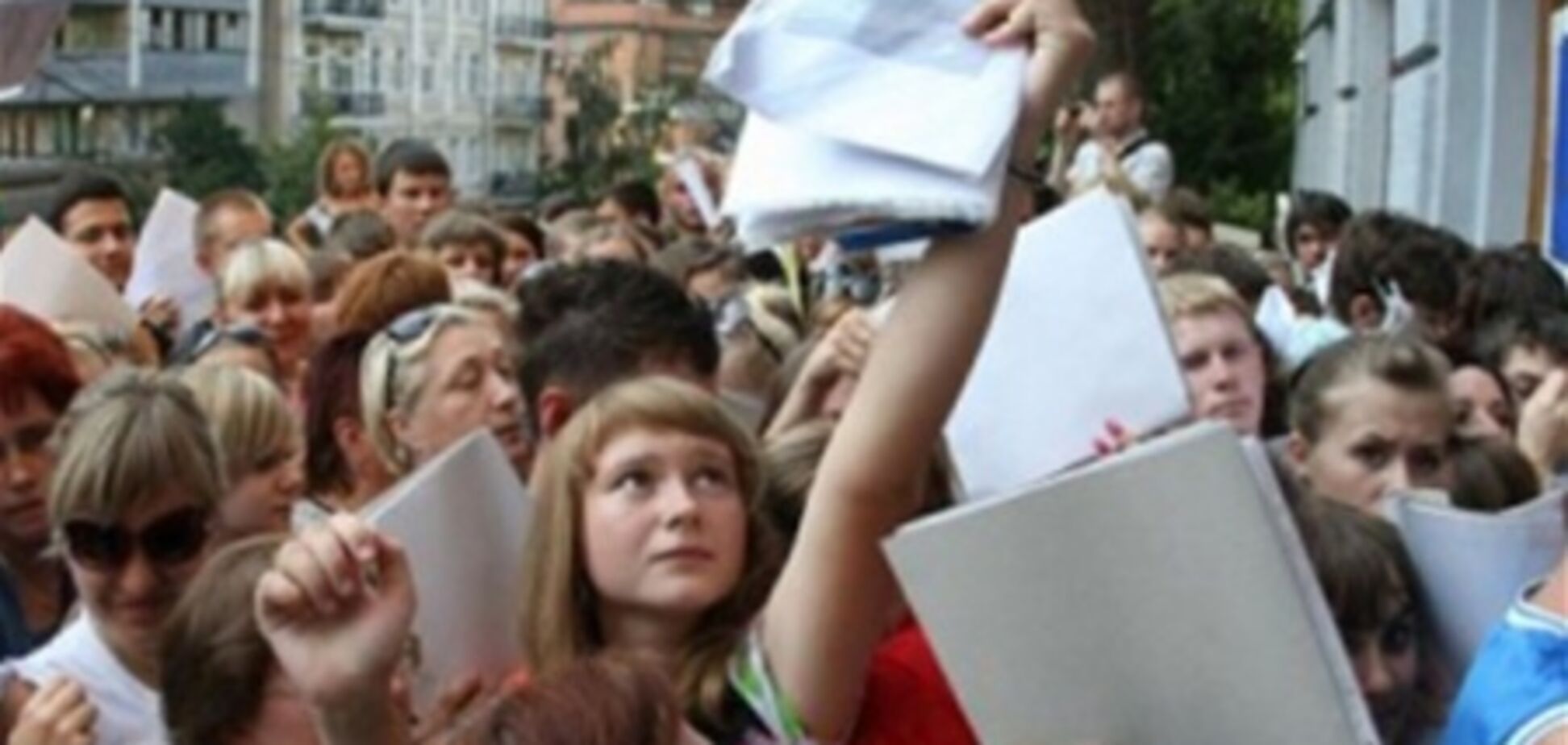 Через интернет документы в вузы подали более 20 тыс. абитуриентов