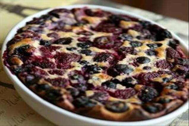 Клафути с вишней