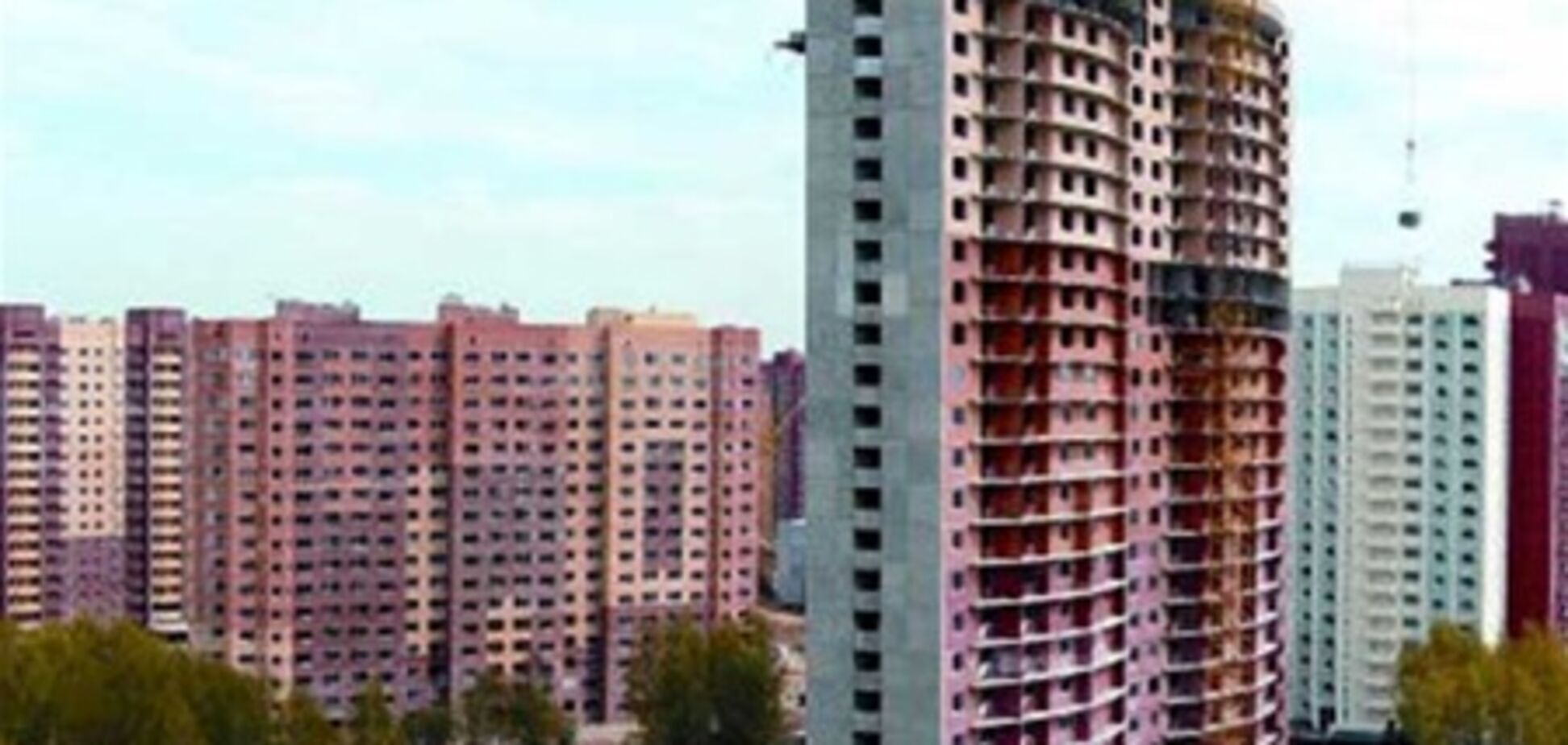 Девальвационные ожидания ударят по рынку жилья в столице