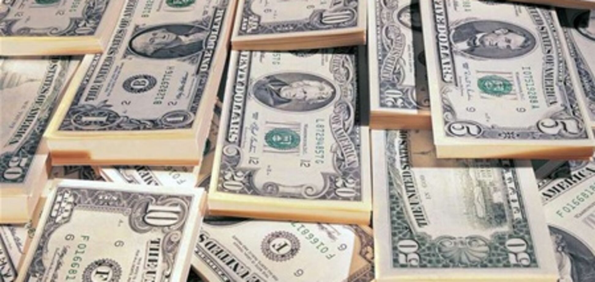 Межбанк закрылся ростом курса доллара