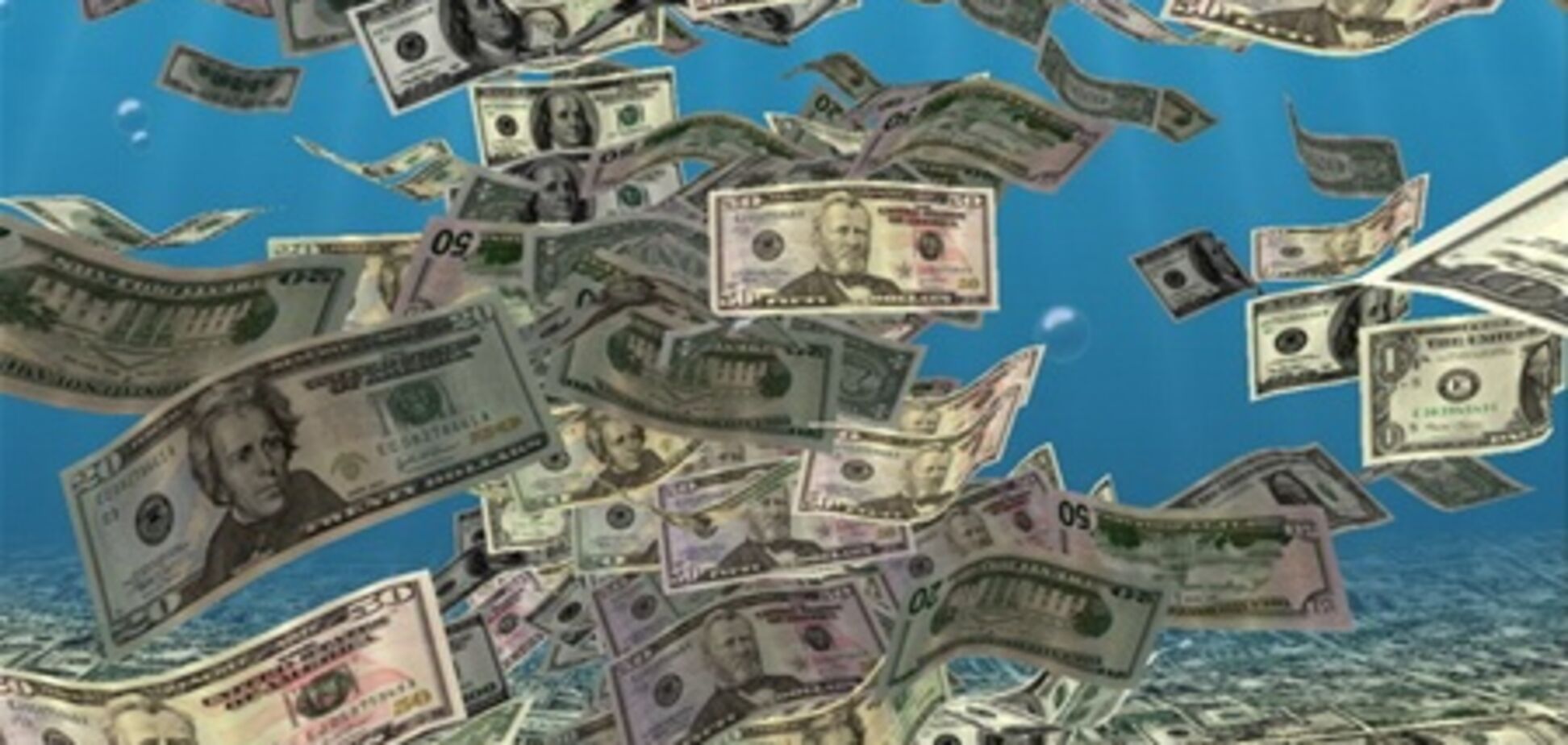 Объем покупки валюты населением в июне вырос на 40%