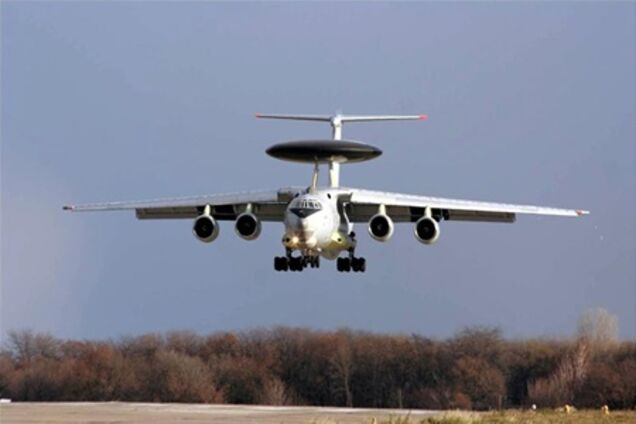 Літак з евакуйованими з Сирії українцями прибув у 'Бориспіль'