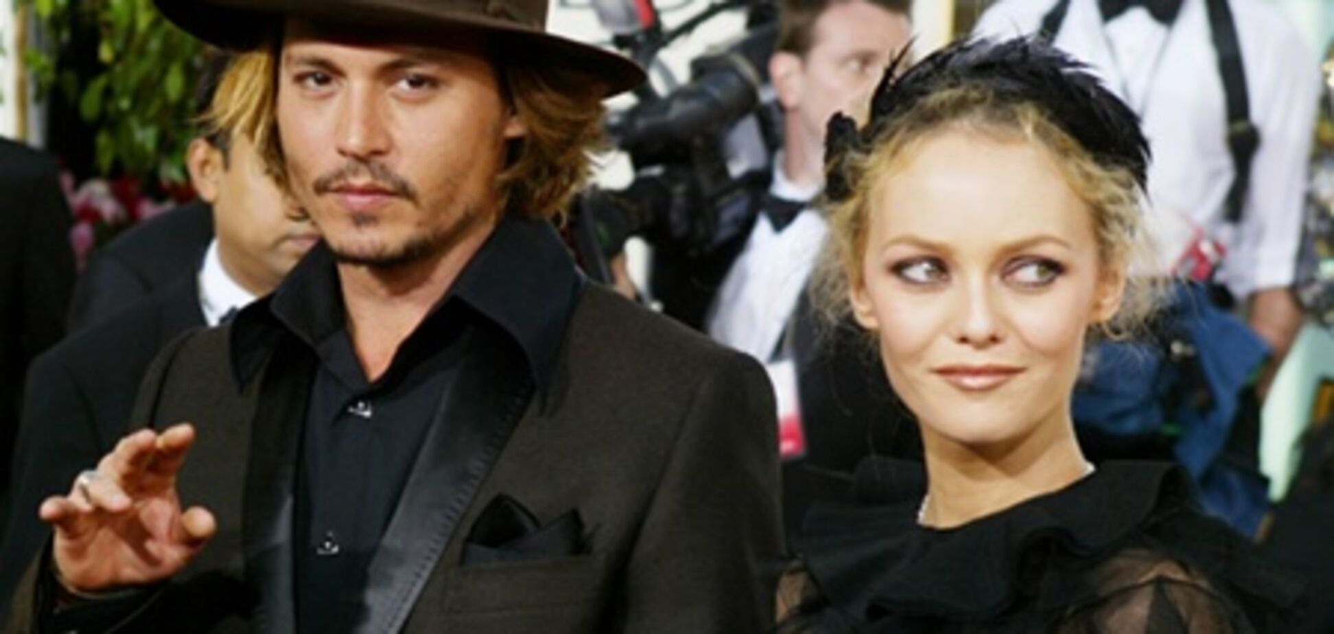 Джонні Депп і Ванесса Параді продовжують спілкуватися