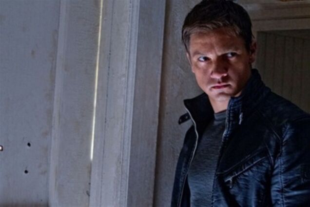 Бэтмен уступил Джейсону Борну