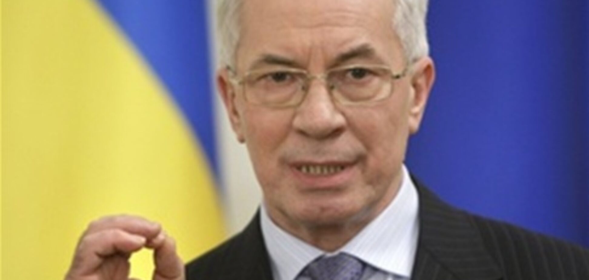 Азаров їздив на 'копійці', поки не купив 'Жигулі'