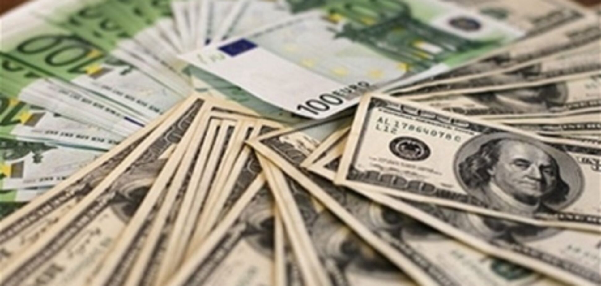Эксперт: в Украине повышается спрос на наличную иностранную валюту